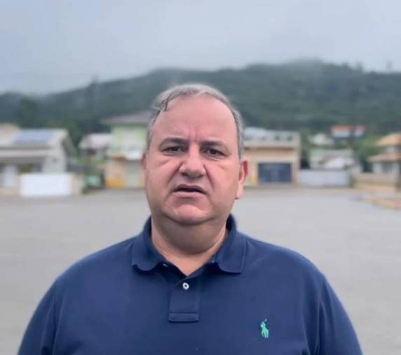 Prefeito de cidade de SC é preso em viagem oficial a Brasília