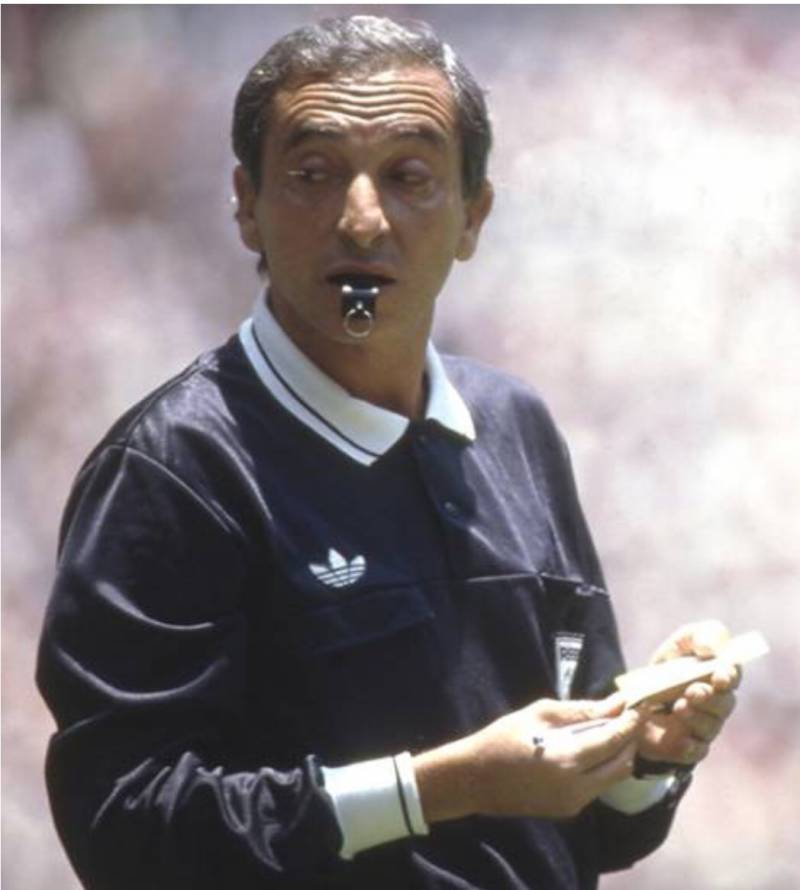 Morre Romualdo Arppi Filho, árbitro da final da Copa do Mundo de 1986