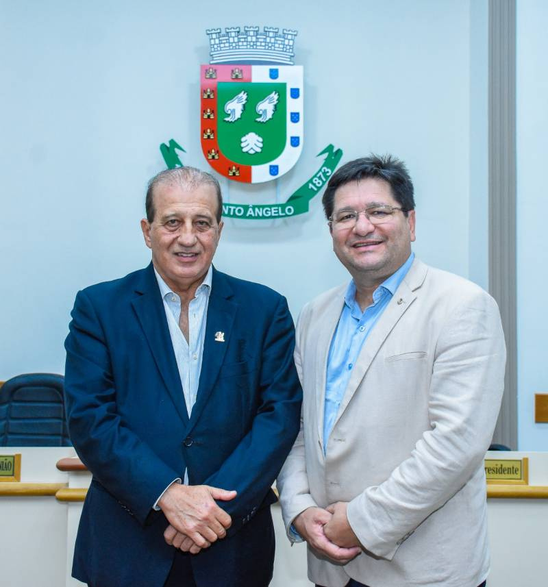 Ministro do TCU visita Câmara de Vereadores e HSA