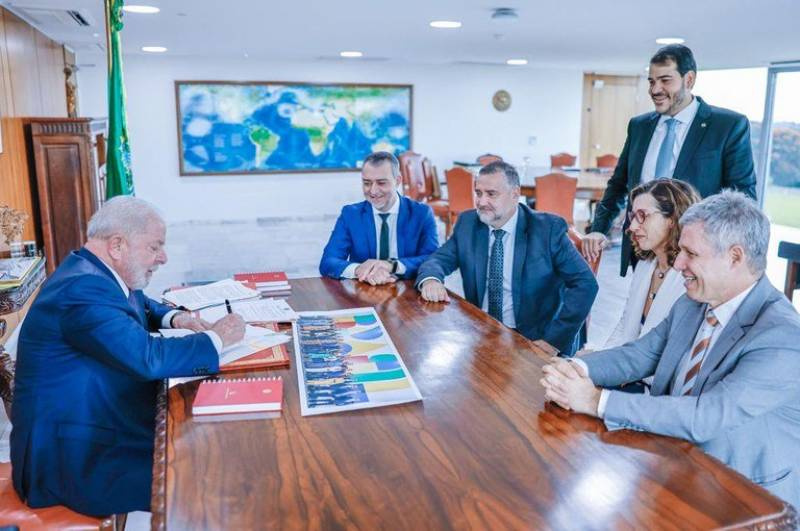 Governo federal garante desconto de 25% em financiamentos de crédito rural para agricultores prejudicados pela estiagem em municípios gaúchos