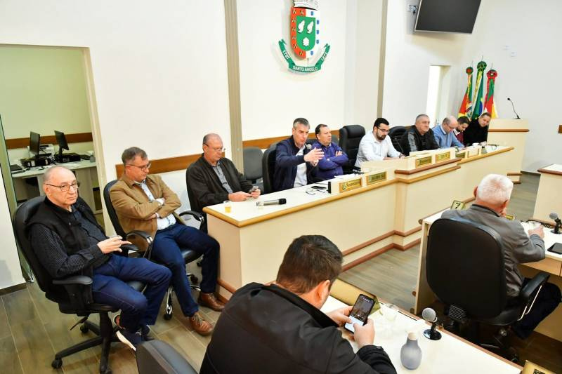 Debate na Câmara de Vereadores trata do Aeroporto Regional de Santo Ângelo