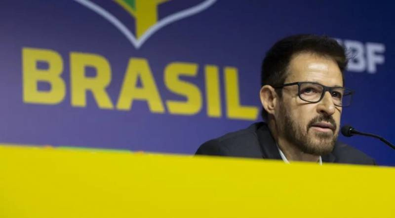 Técnico Ramon Menezes convoca a Seleção Brasileira de futebol para amistosos em junho