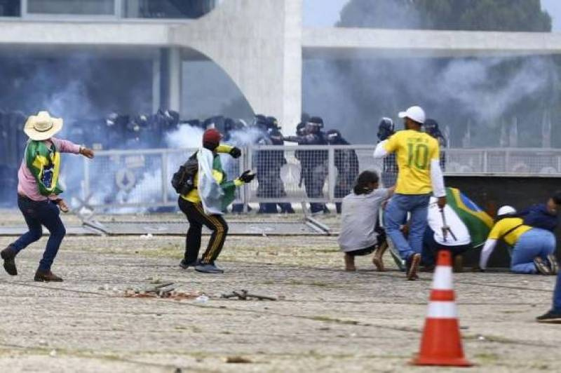 Sobe para 94 o número de gaúchos réus pelos atos antidemocráticos de 8 de janeiro