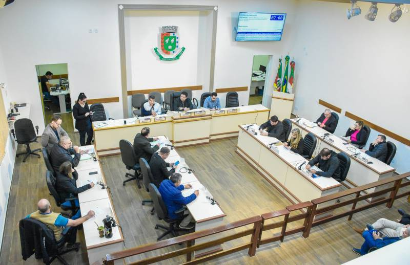 Câmara de Vereadores aprova reajuste para os servidores municipais