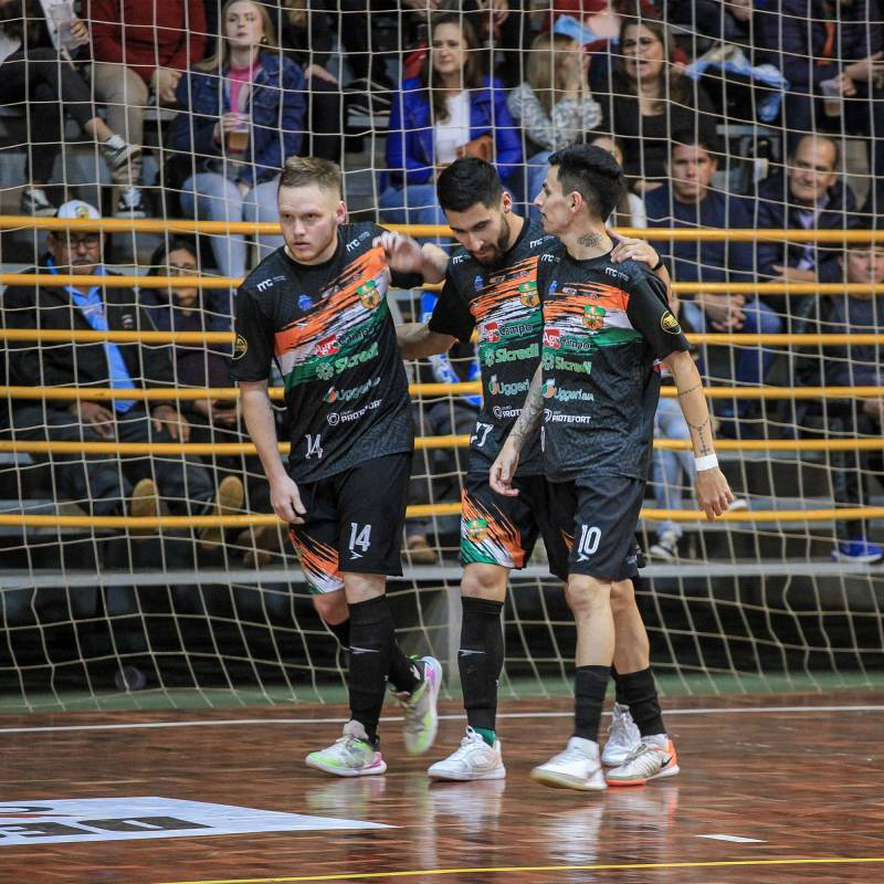 Entre-Ijuís/Agrocampo joga para voltar à liderança da chave