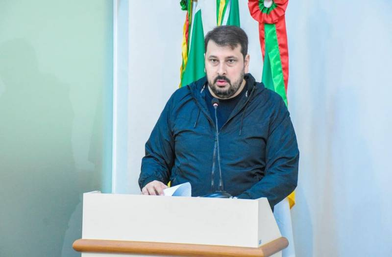 Vereador Rodrigo Flores tem mais um projeto de lei aprovado no Legislativo