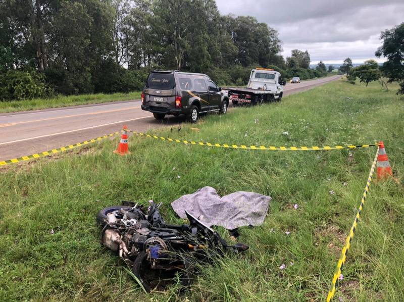 Motociclista morre em acidente na BR-153 