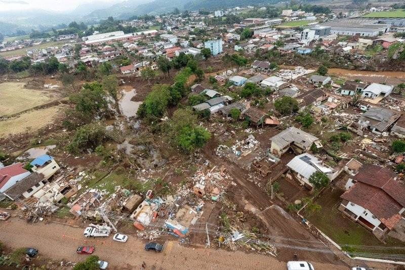Governo federal anuncia auxílio de R$ 741 milhões para cidades gaúchas atingidas pelo