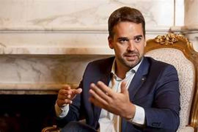 Governo do RS vai antecipar 13º salário do funcionalismo; veja o calendário