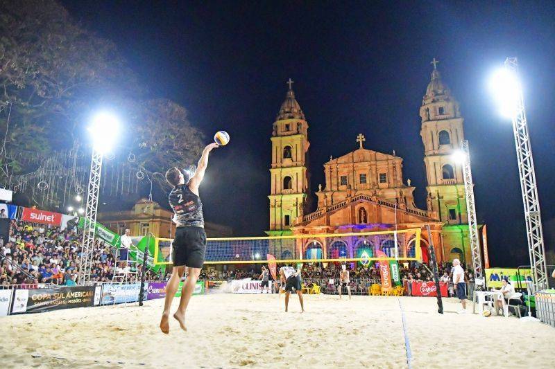 Arena no Centro Histórico dispõe de quatro vagas publicitárias