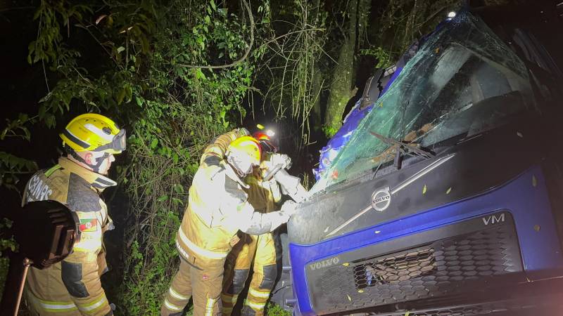 Caroneiro morre em acidente após saída de pista na BR 158 em Panambi