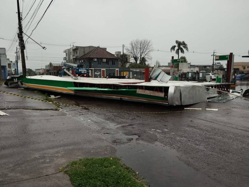 Temporal deixa estragos em Santo Ângelo