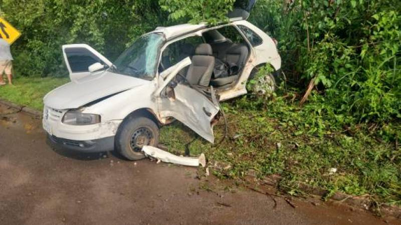 Casal e criança ficam feridos em grave acidente na BR-285 em Passo Fundo