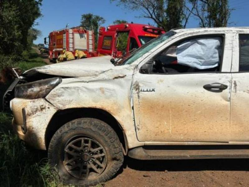 Colisão entre Fiat Palio e Hilux resulta em capotamento na BR-287, em São Borja