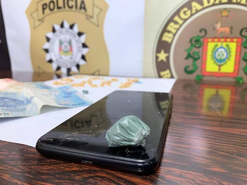 Polícia Civil e Brigada Militar prendem dois traficantes em São Luiz Gonzaga