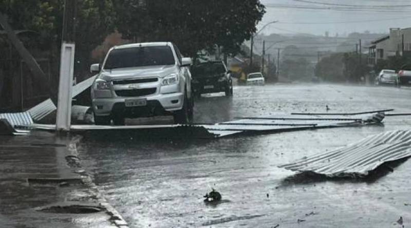 Temporal causa prejuízos em Condor nesta sexta-feira