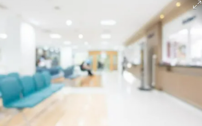 Enfermeiros são agredidos por homens que buscavam atendimento em hospital