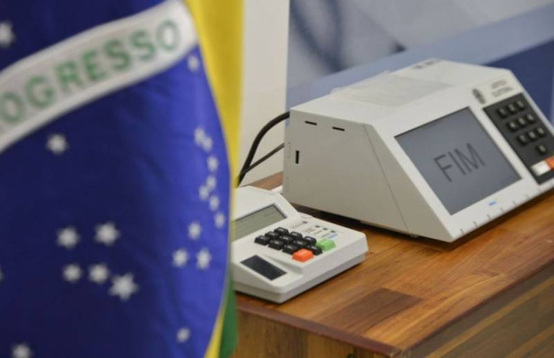 Quem tiver sido diagnosticado com covid-19 a partir de 1º de novembro não poderá vota