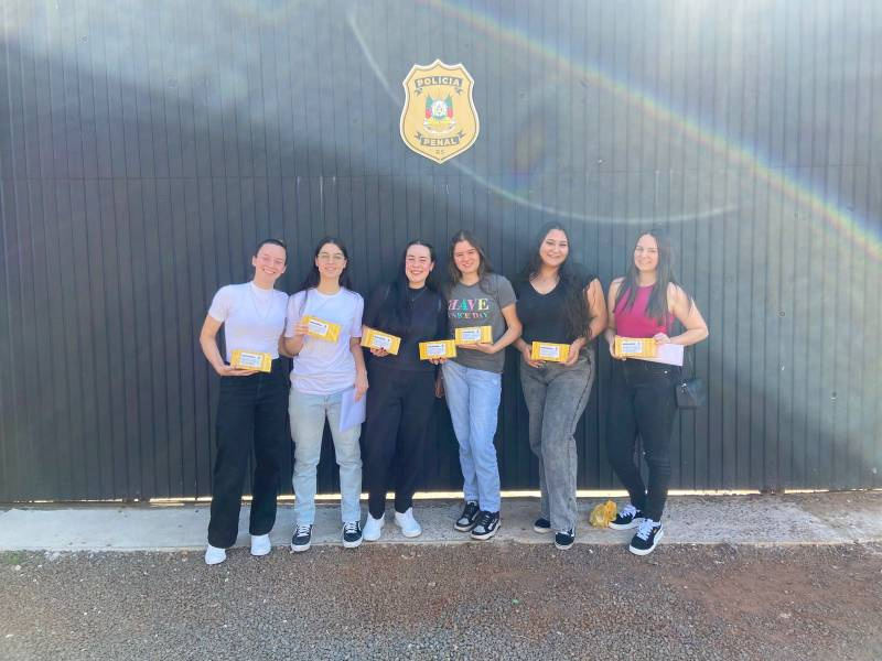 Acadêmicos de Direito da URI Santo Ângelo desenvolvem ação em projeto de ressocialização no Presídio Regional