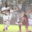 Inter é goleado pelo São Paulo e fica em situação crítica na luta contra o rebaixamento à Série B