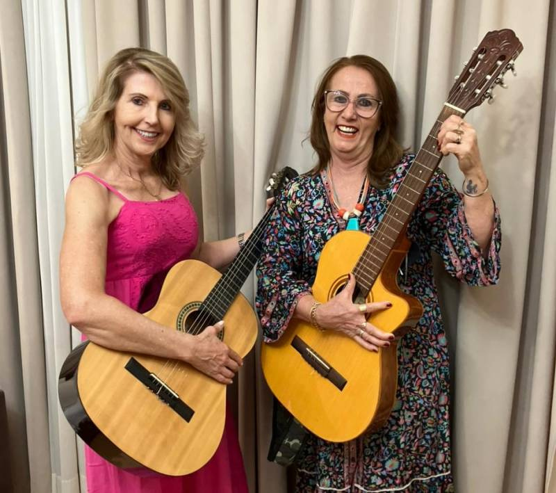 Marli Klein & Marlise Werle no show das onze no Brique domingo, 07