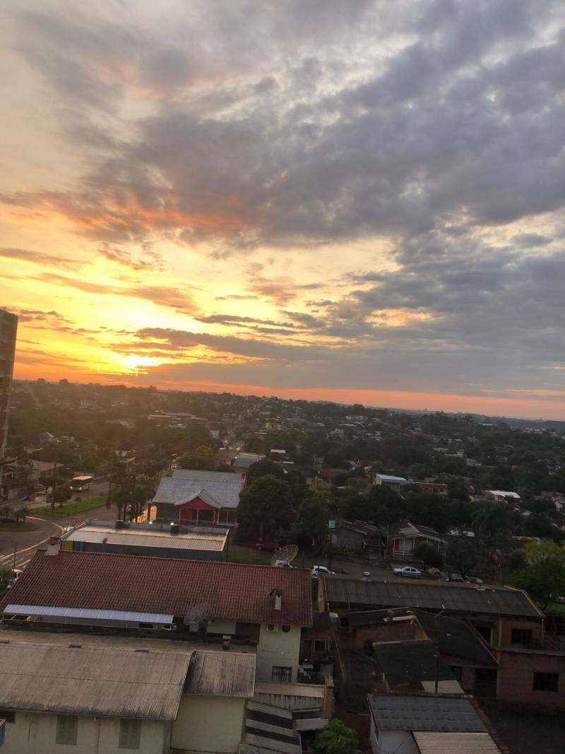 Quinta-feira será de instabilidade, abafamento e risco de temporais no RS