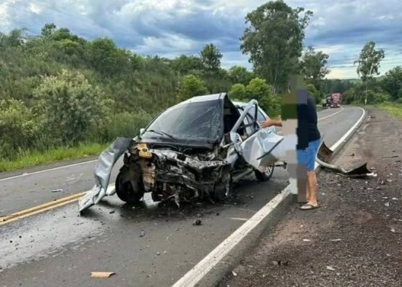 Acidente grave na BR-158 deixa dois feridos na manhã deste sábado