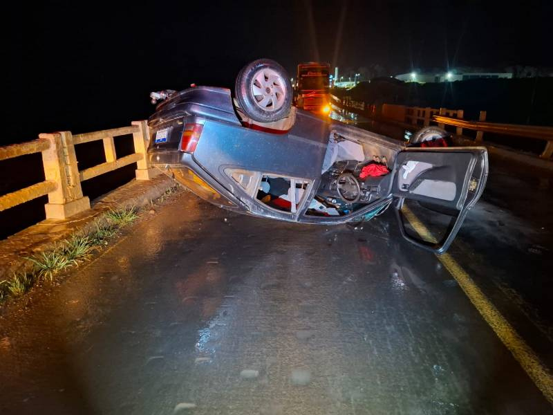 Acidente na BR-285 sobre a ponte do Rio Potiribu deixa feridos na noite desta sexta-feira (16)