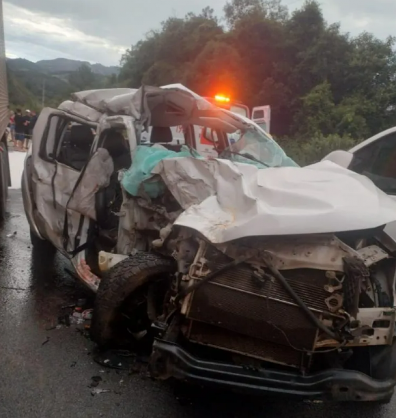 Acidente na BR-282 deixa três mortos em Rancho Queimado