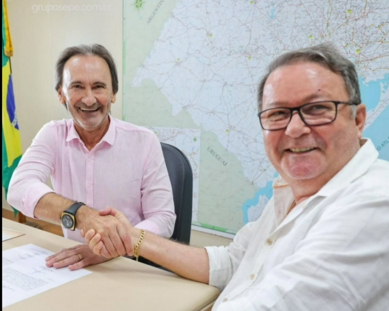 Cerro Largo assina contrato no valor de R$ 4 milhões para pavimentação da BR 392