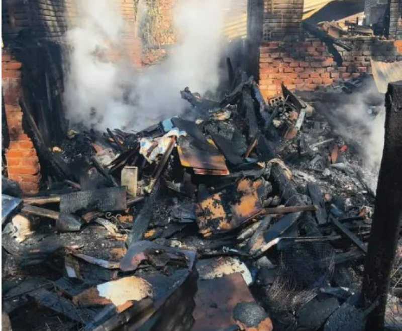 Prédio do CRAS de Bom Progresso é destruído por incêndio