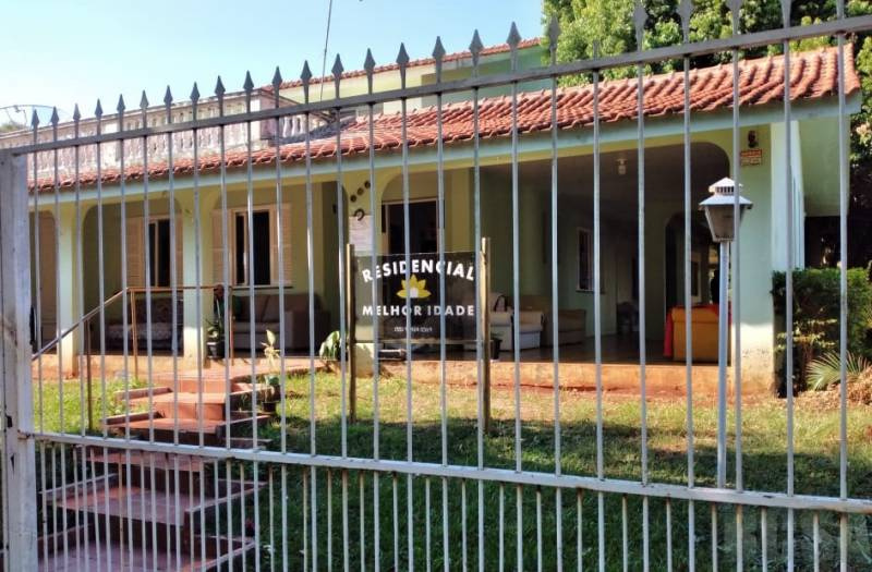 Funcionários de Residêncial de Idosos denunciam falta de pagamento salarial e recolhim