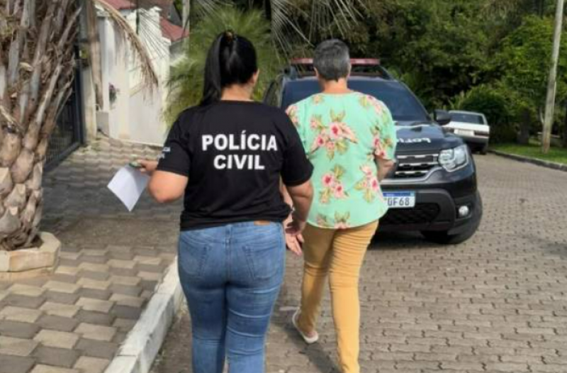 Mulher é presa por suspeita de torturar bebê em creche irregular do Vale do Caí