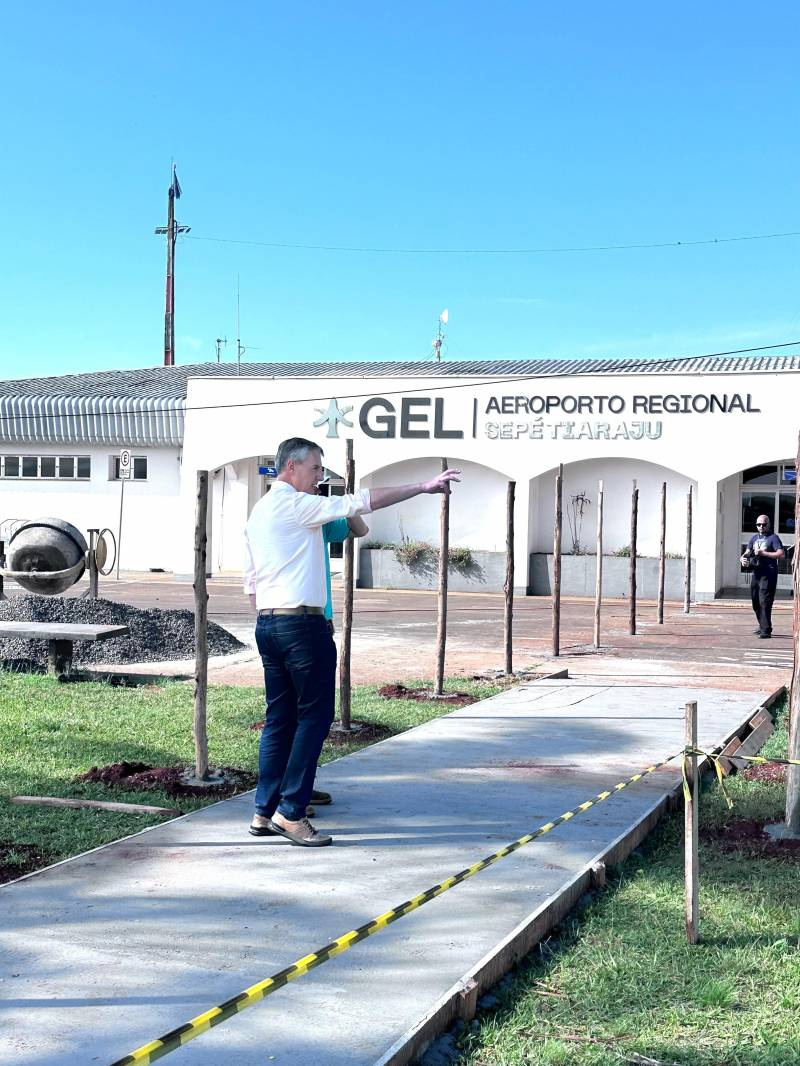 Avançam as obras no Aeroporto Regional