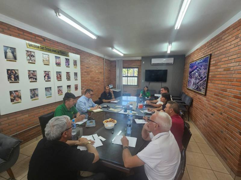 Fenamilho promove reunião para fortalecer setor do agronegócio na feira