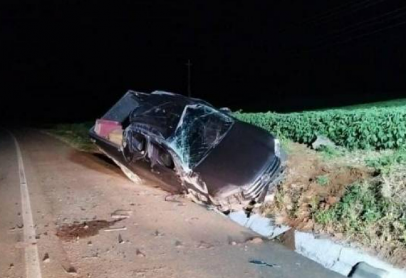 Idoso e passageira morrem em grave acidente na BR-470 em Campos Novos