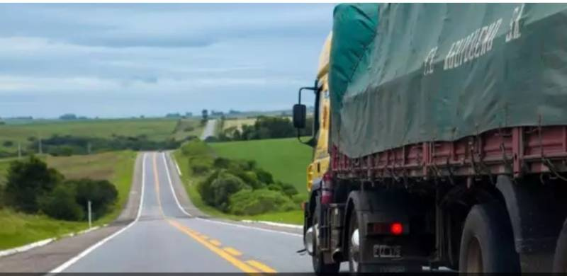 Caminhoneiros decidem não entrar em greve após medidas do governo federal