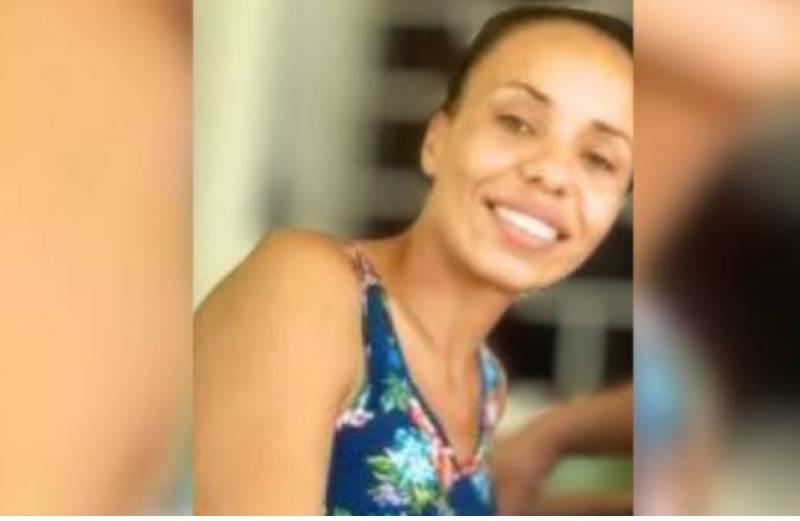 Homem mata companheira enforcada com toalha e sofre acidente durante fuga