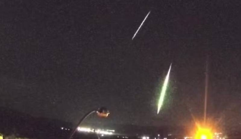Dois meteoros são vistos caindo sobre Santa Maria no RS em pouco mais de um minuto