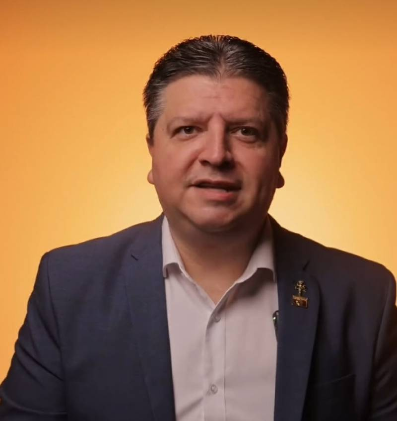 Empresário anuncia pré-candidatura a deputado federal e se licencia de entidades empresariais