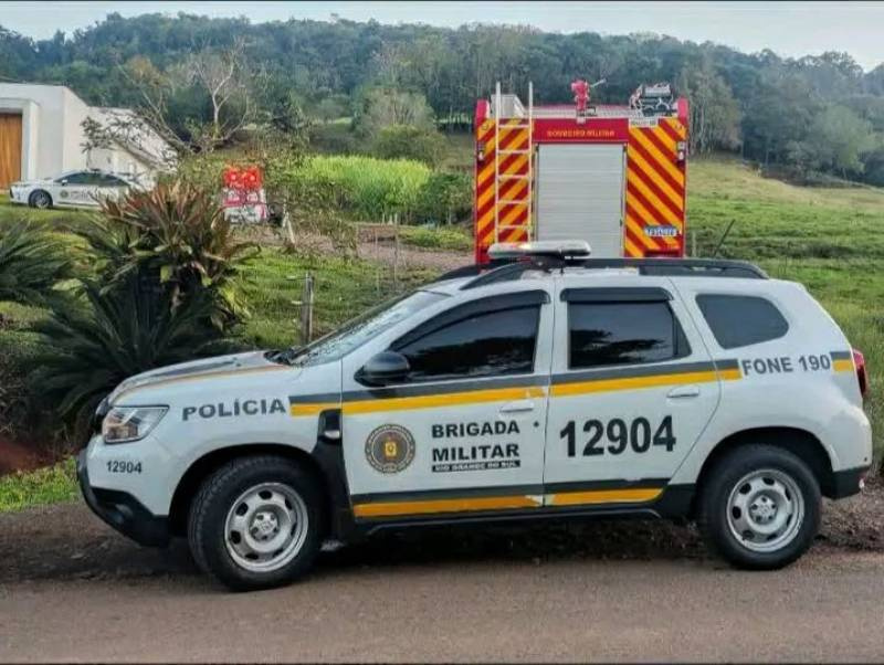 Agricultor perde controle de carreta agrícola e morre no local