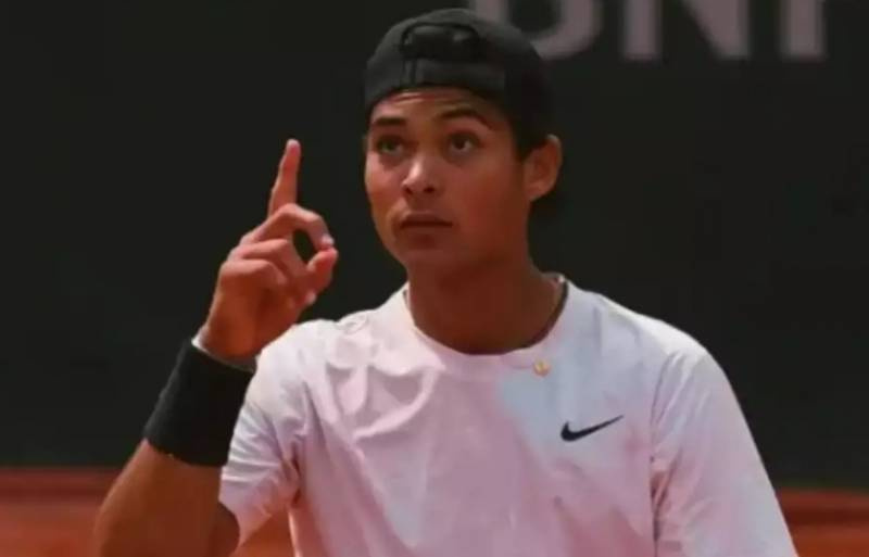 Guto Miguel se torna o primeiro brasileiro campeão juvenil em Roland Garros