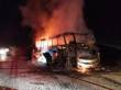 Incêndio destrói ônibus interestadual na BR-386, em Mormaço