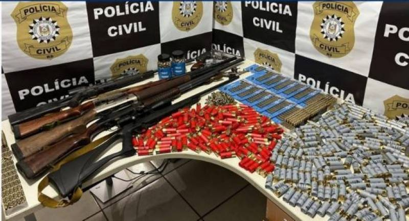 Polícia Civil apreende oito armas e mais de 2,5 mil munições após investigação de tiros contra residência
