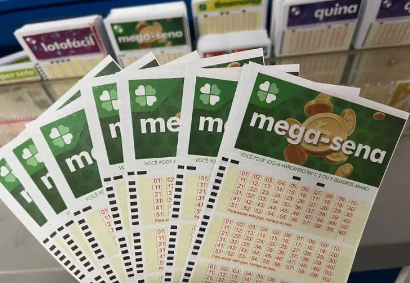 Mega-Sena terá sorteio hoje após ser adiado por estreia do Brasil na Copa
