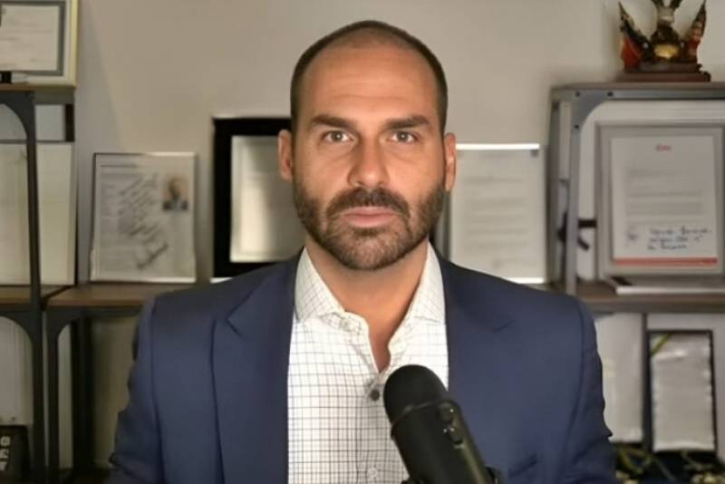STF condena Eduardo Bolsonaro por coação em processo sobre trama golpista