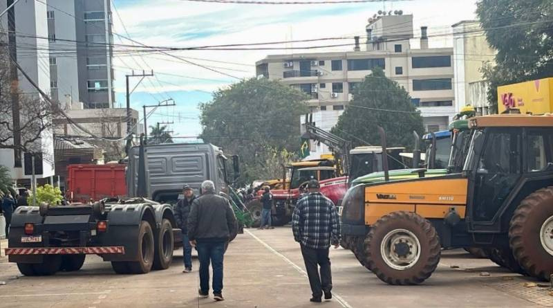 Produtores realizam protesto pacífico e pressionam PL 5122 em São Luiz Gonzaga e região