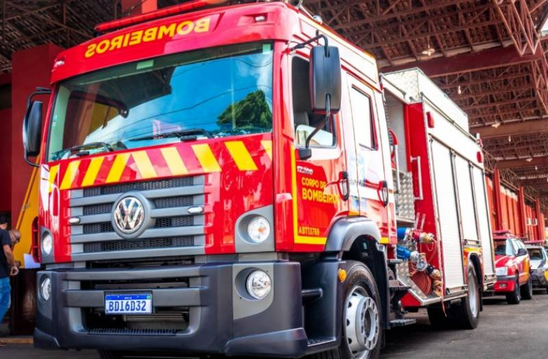 Incêndio atinge residência no Bairro Pilau e mobiliza Corpo de Bombeiros em Santo Ângelo