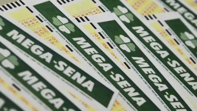 Mega-Sena pode pagar R$ 33 milhões neste sábado