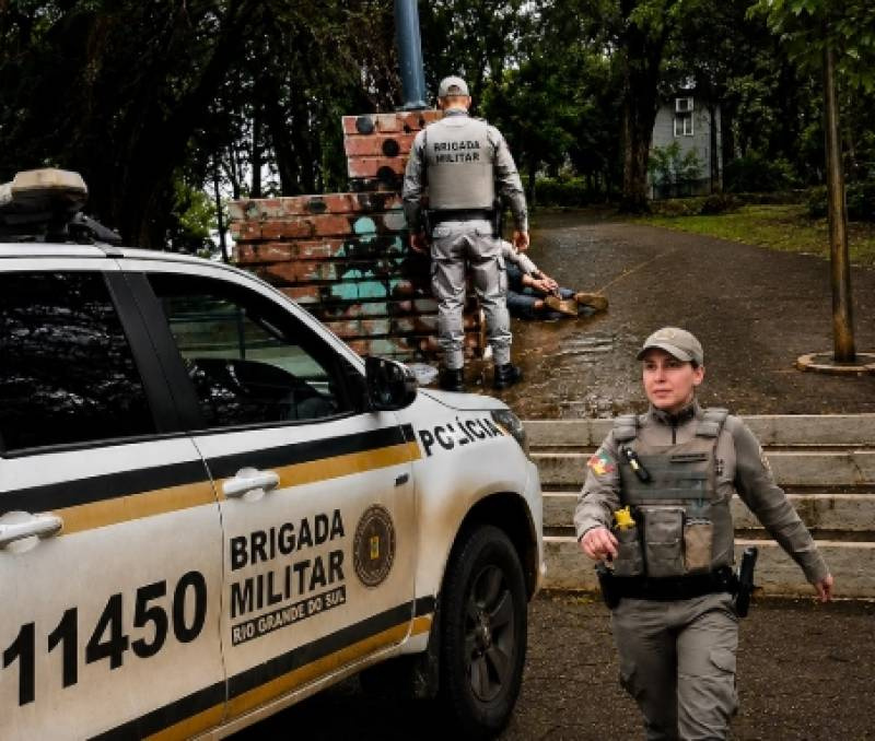 Homem é preso por atos obscenos, desobediência e resistência em Ijui
